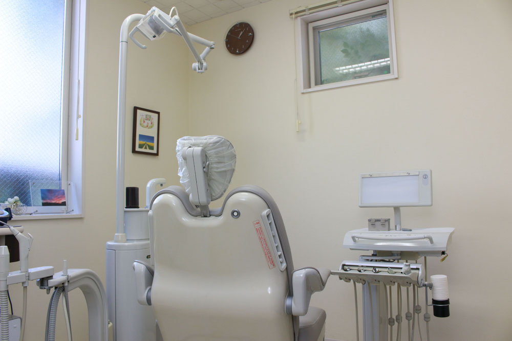 診察は全て完全個室、予約制です